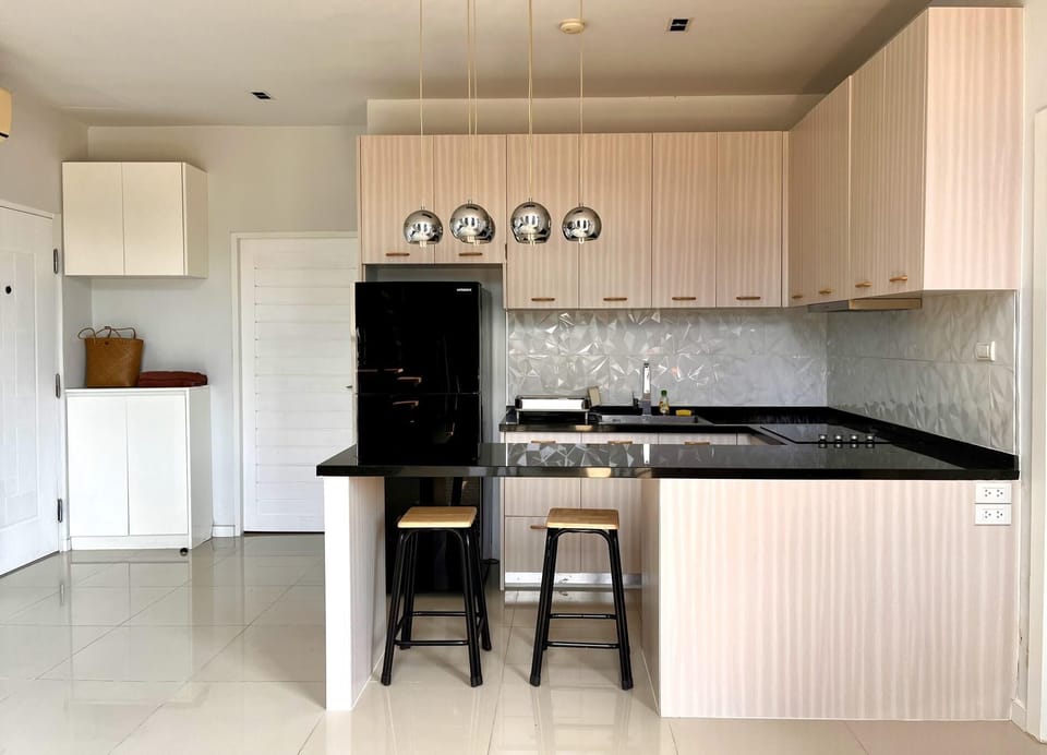 Panoramic mountain view penthouse at Icon Park (13867)