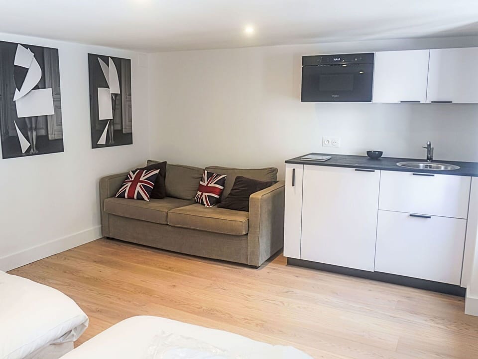 Property, Cabinetry, Picture Frame, Sink, Couch, Comfort, Wood, Building, Flooring, Interior Design