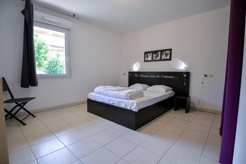 1 Double bed