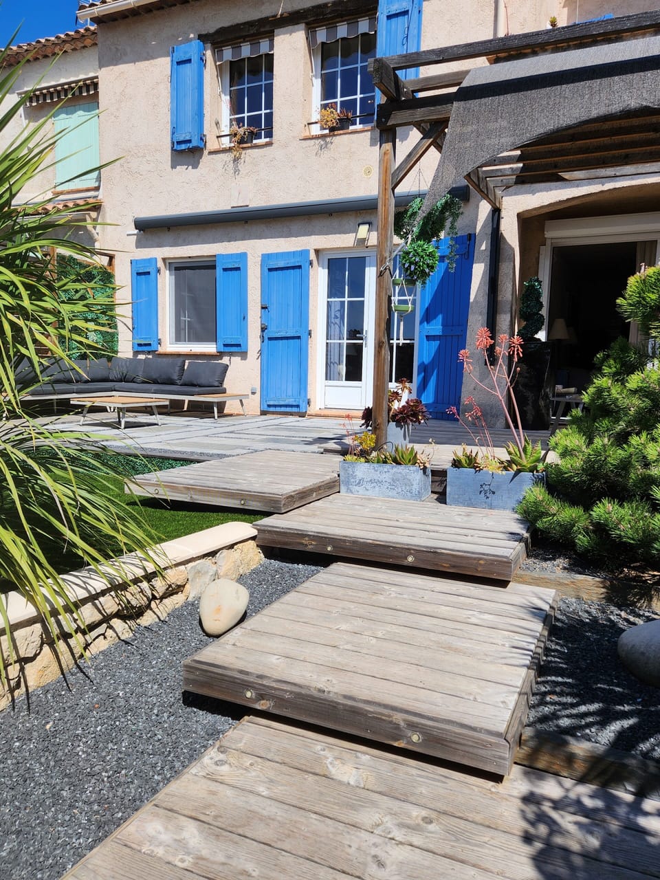 Terrace/patio