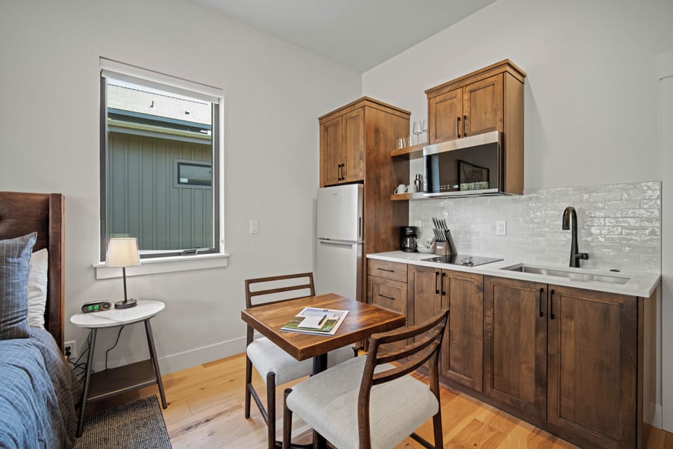 18171 Forestbrook-57