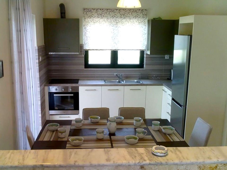 Enjoy the convenient fusion of kitchen and dining area, perfect for gatherings