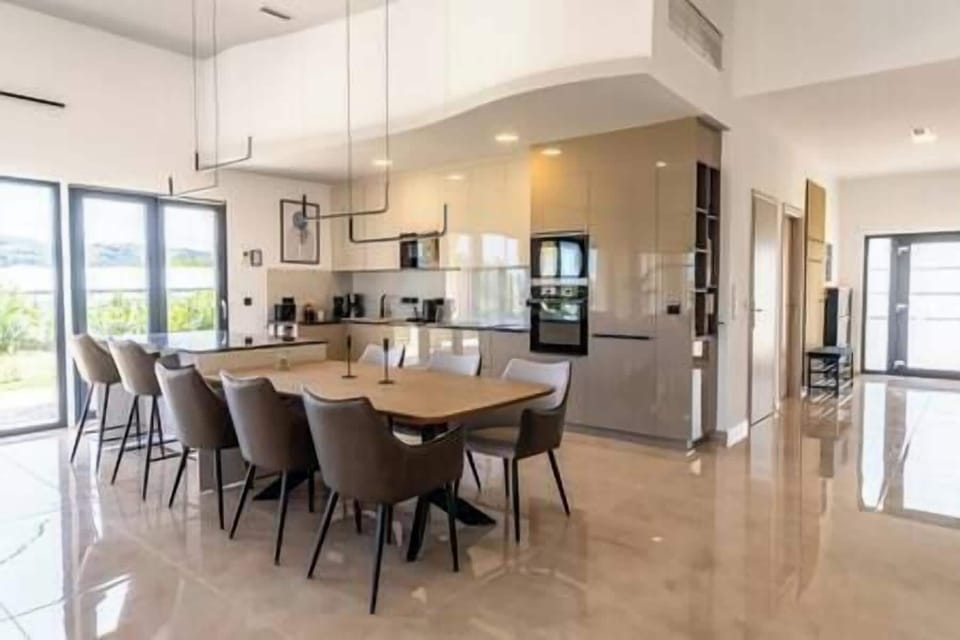 Kitchen and dining area