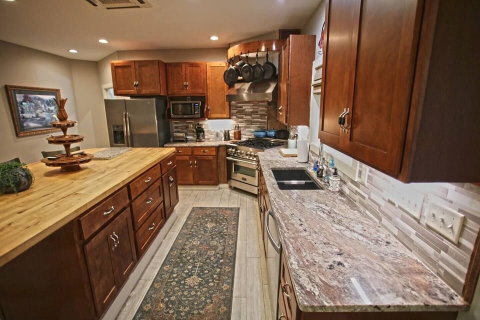 Full Kitchen