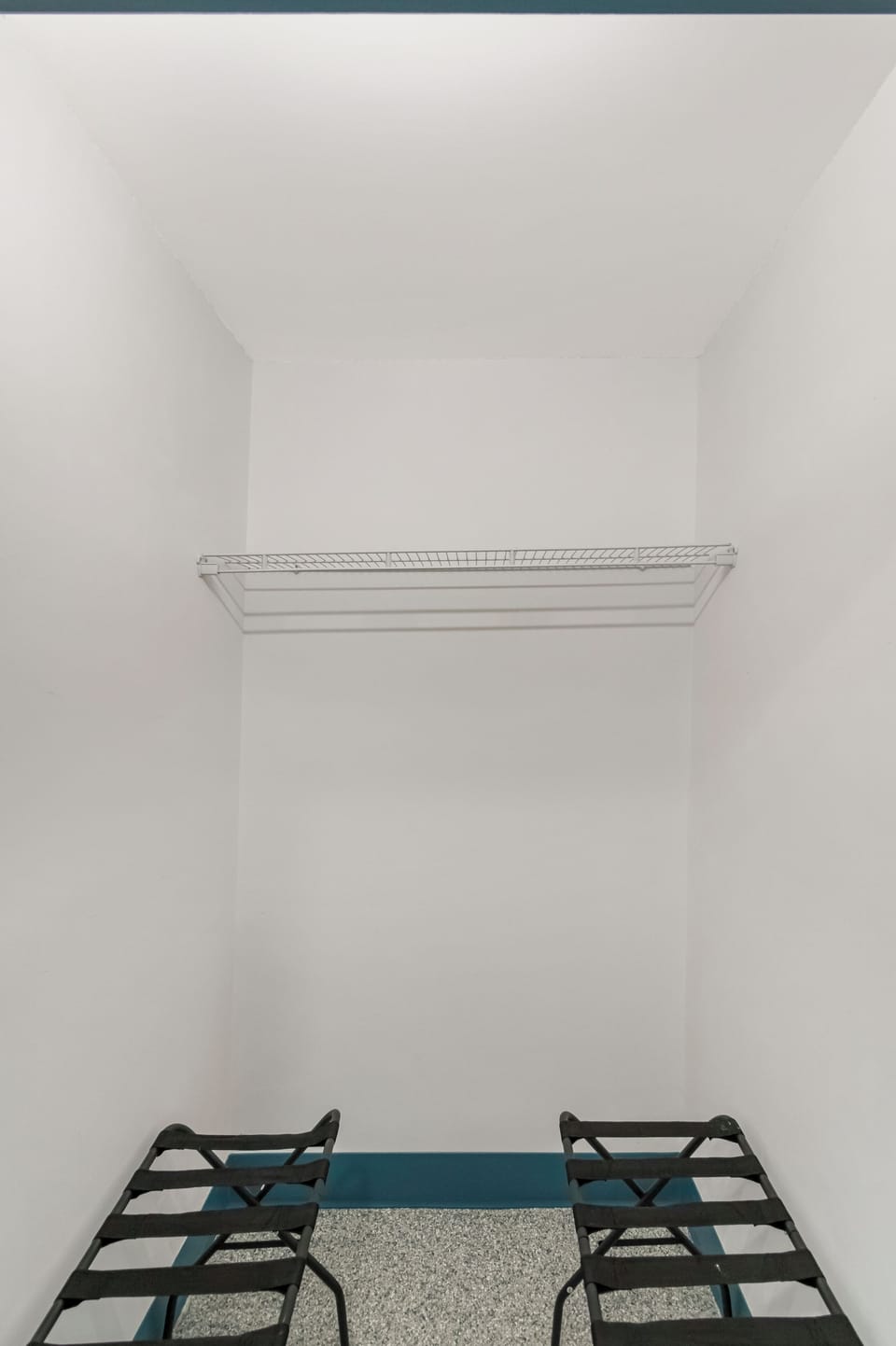 Keep your clothes clean and wrinkle-free in the spacious closet