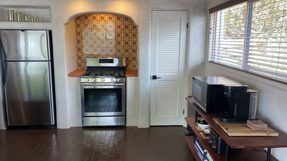 Gas stove.