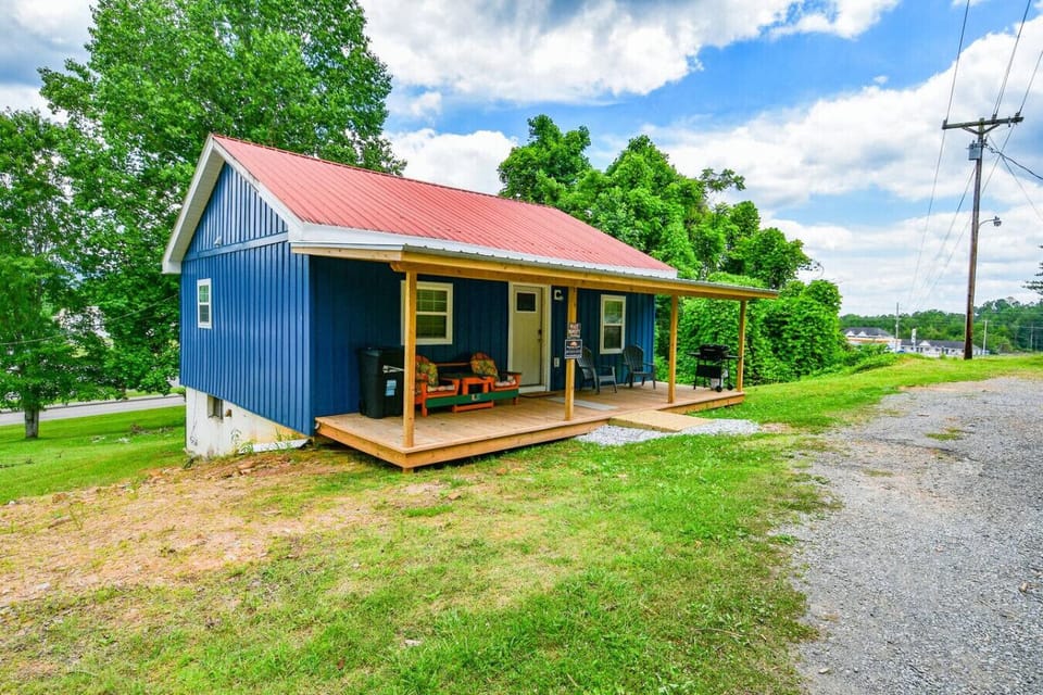 Affordable 2 BR Cottage in Ducktown TN