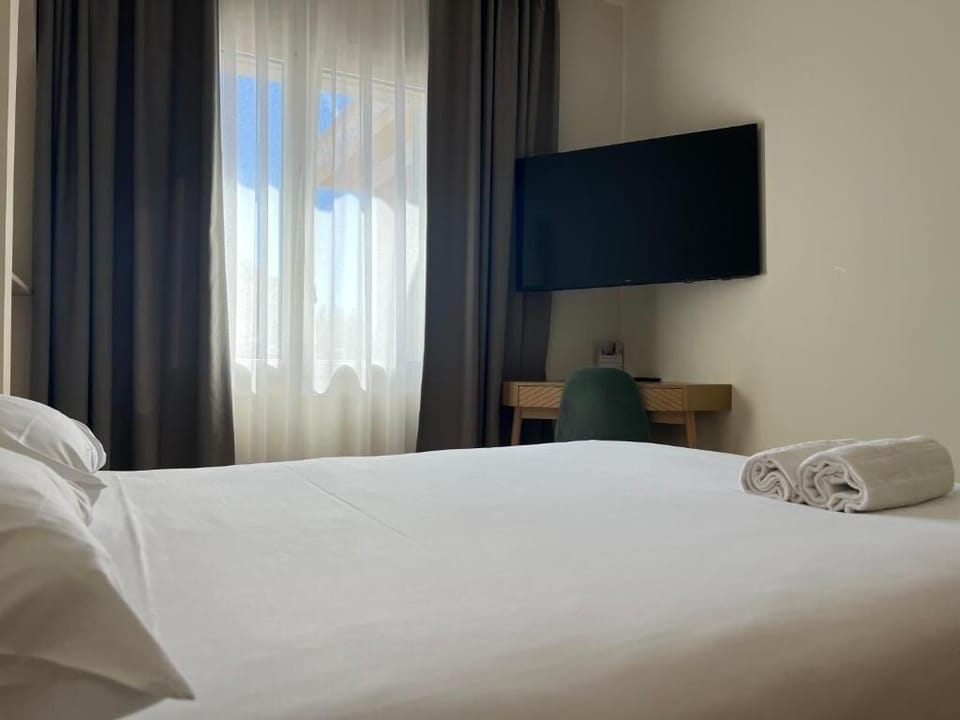 Unit with Double bed