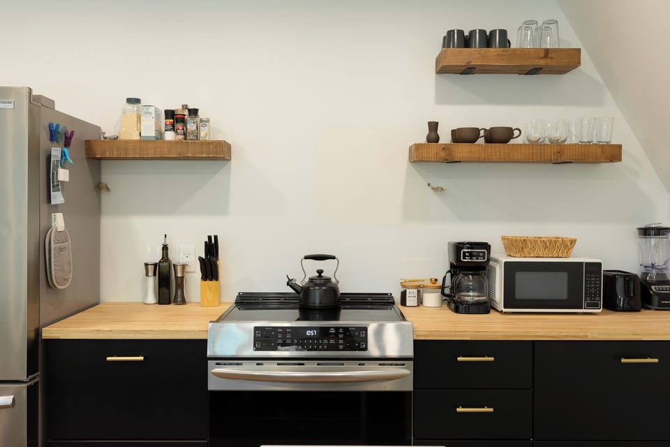 A closer look at the kitchen amenities.