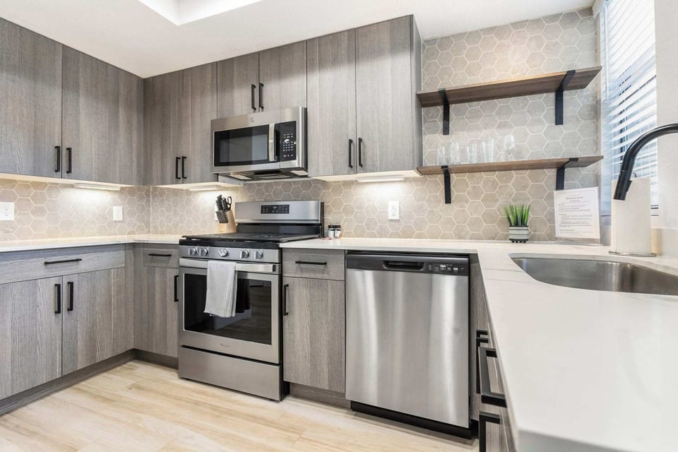 Fully equipped kitchen