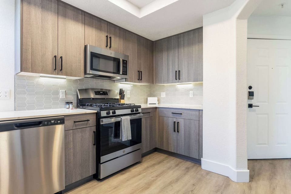Fully equipped kitchen