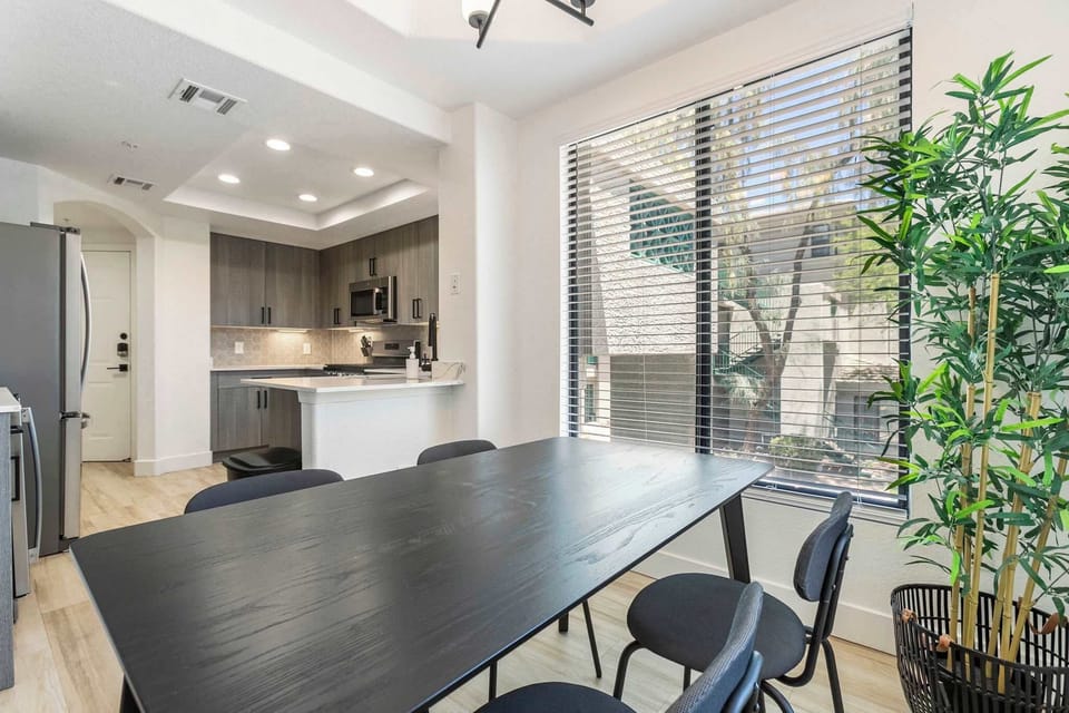Unit 1 - Dining Area