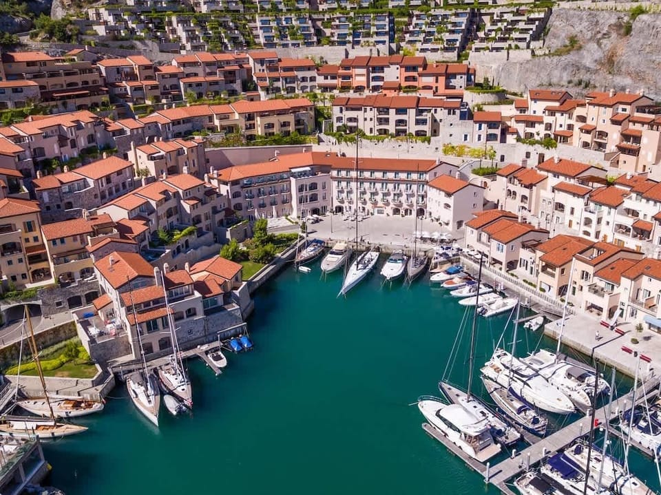 Marina