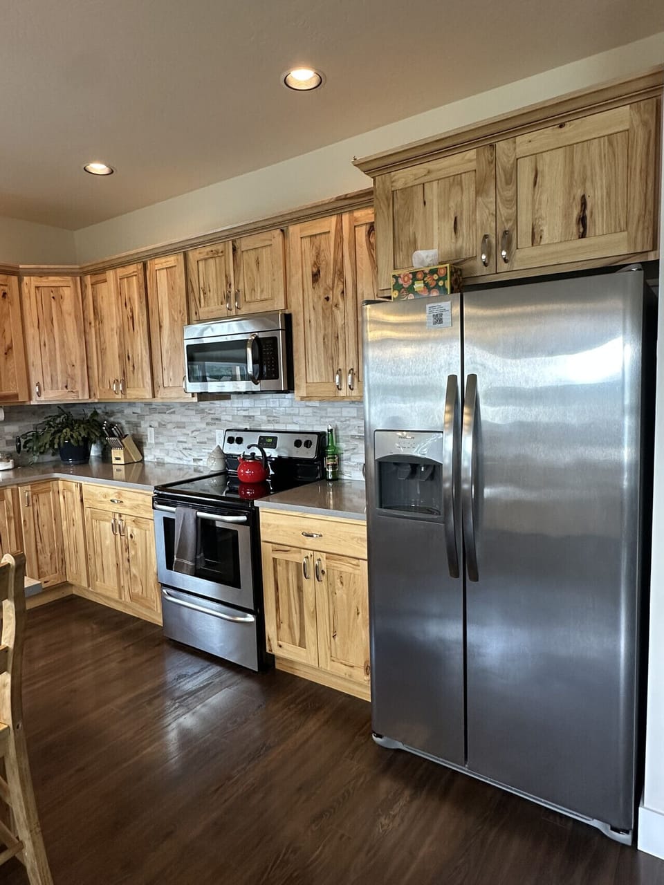 Full kitchen
