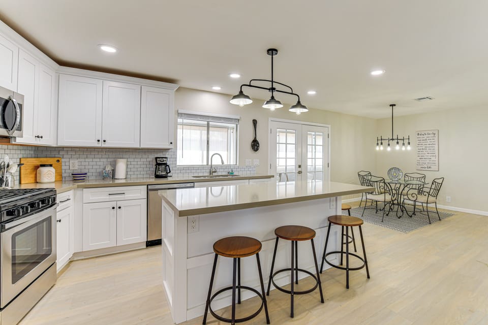 Sun Lakes Vacation Rental | 2BR | 2BA | 1,800 Sq Ft | 1 Step to Enter