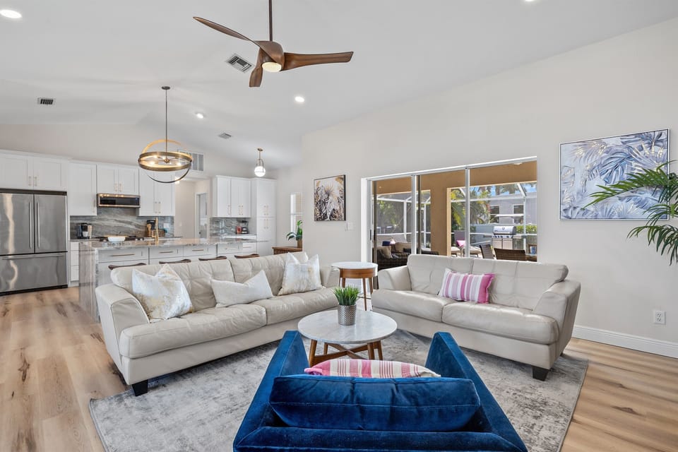 Cozy up in style! Our inviting living room offers the perfect blend of comfort and elegance.