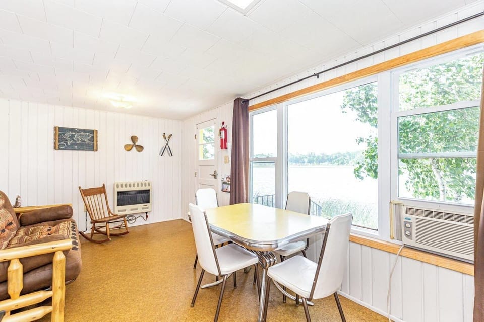 Cabin 2 (26)