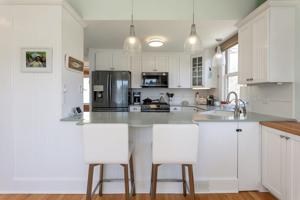 Loaded modern kitchen