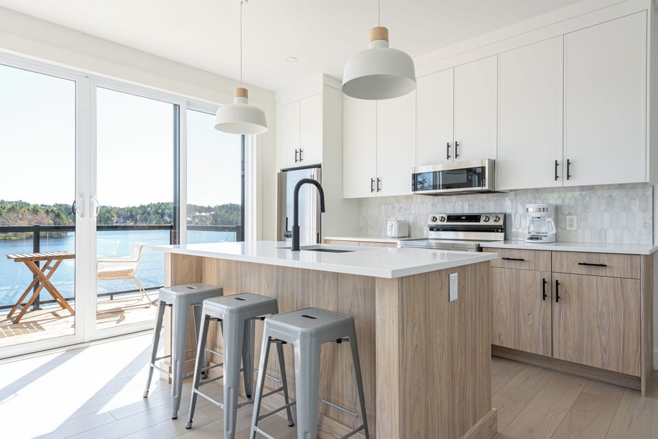 The kitchen has gorgeous views of the lake!