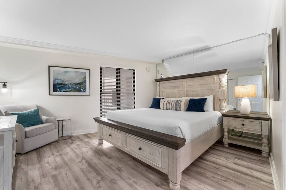 Master Bedroom - King