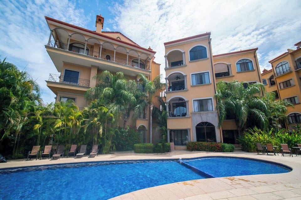 Take a refreshing swim in our shared infinity pool, then sunbathe on our comfy loungers to warm up under the sun.