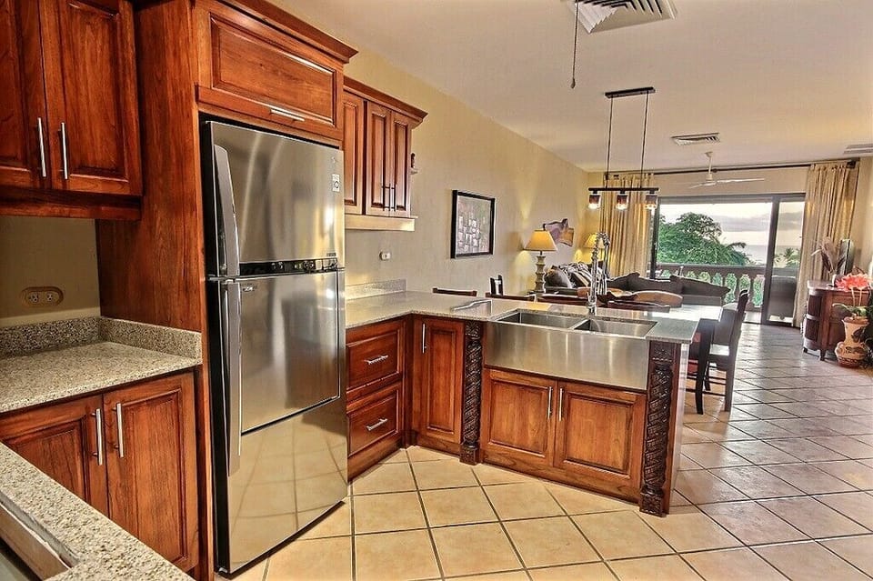 Spacious and fully functional, make full use out of our modern kitchen space to whip up your favorite meals and drinks.