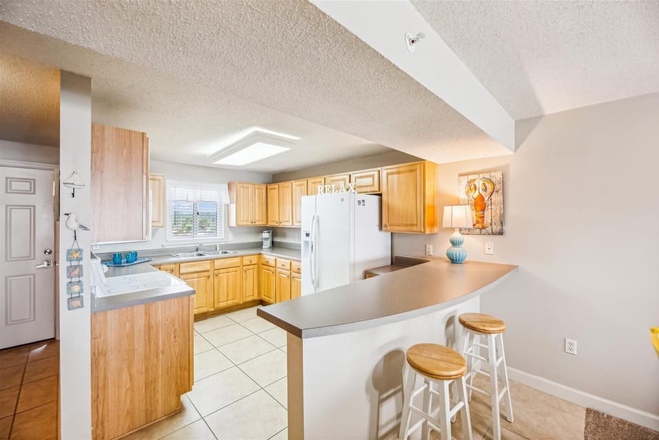 Sandy Key 436 Interior Kitchen-128899106