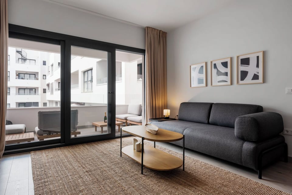 389e1d35-b14e-446b-8fc7-dad21598f2b6