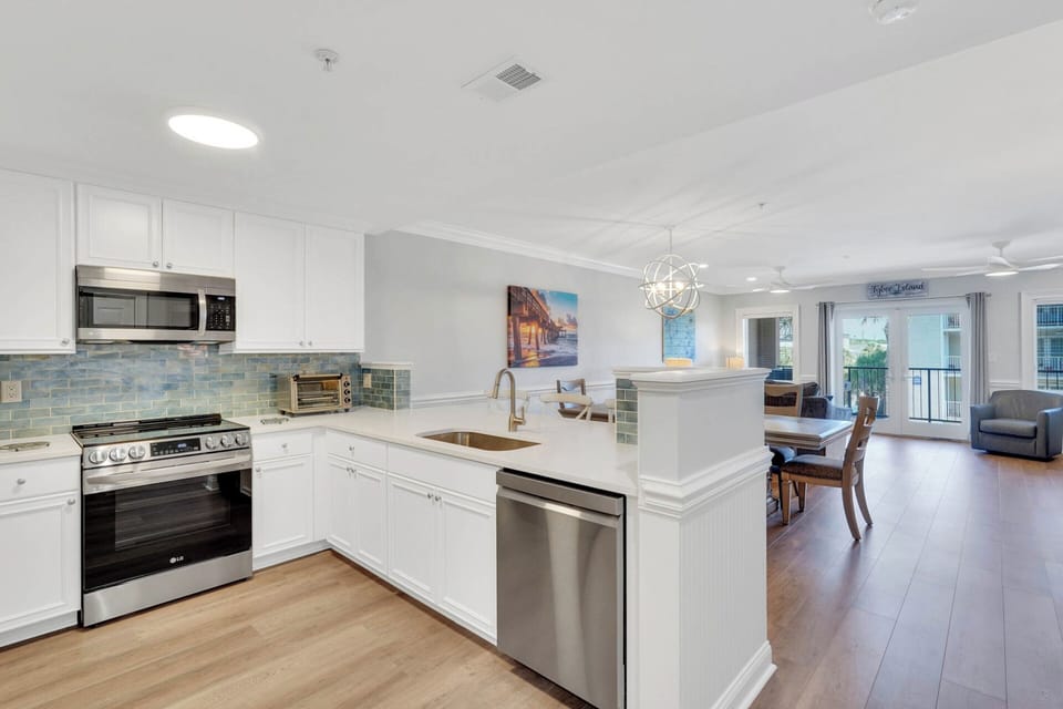 Full Kitchen