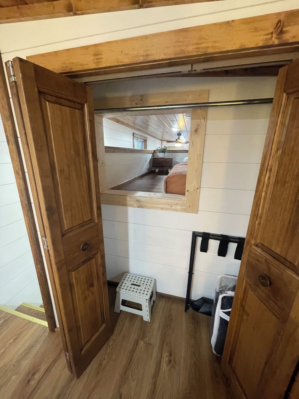 Access to loft with twin bed