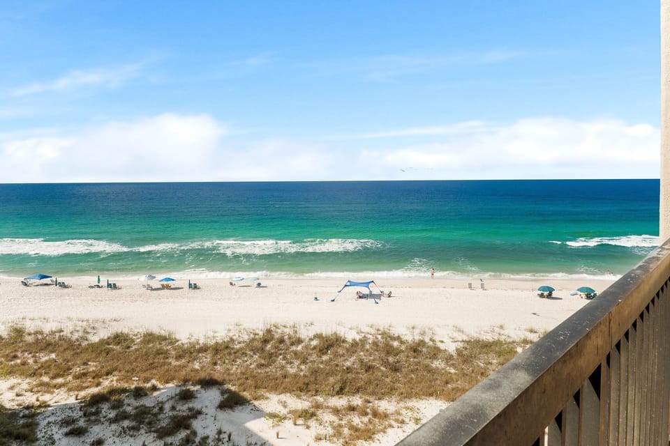 Sit and enjoy a sunrise or sunset with your favorite beverage every day!