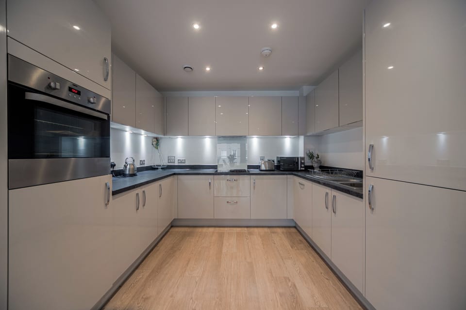 Good size kitchen, with dishwasher electric hob and built in oven.