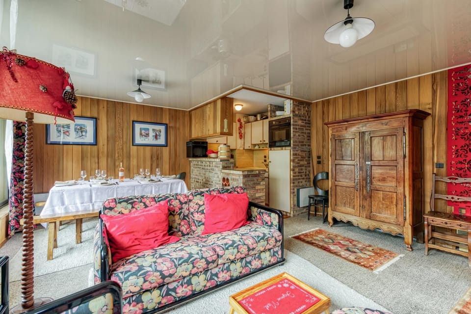 Living and dining room