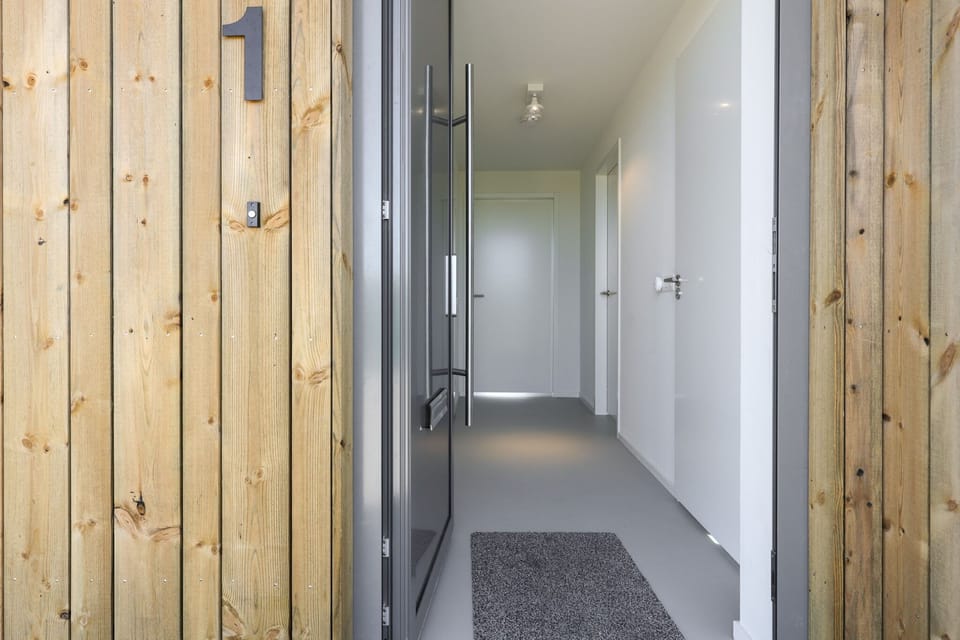 Entrance / Reception