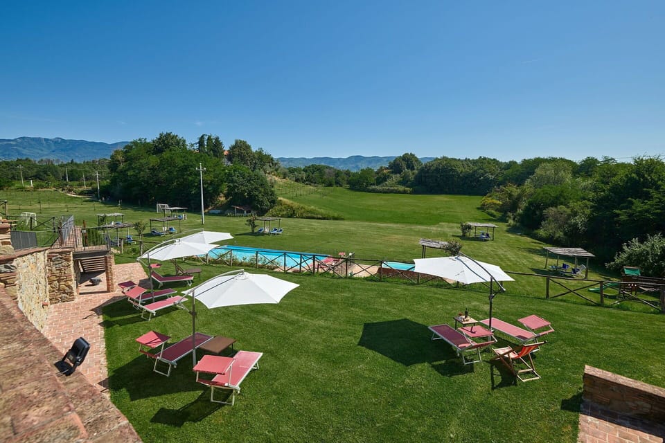 Building Exterior, Garden, Outdoor, Pool