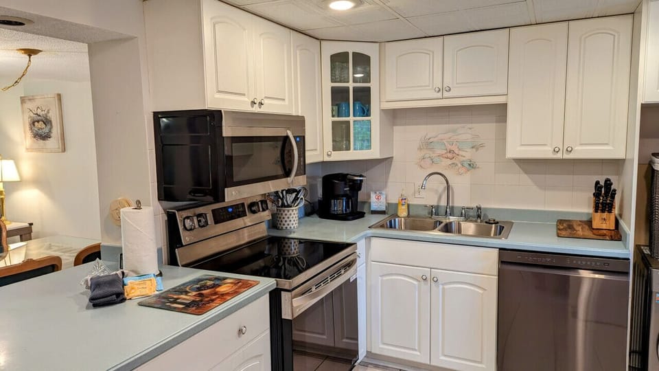2nd Kitchen picture
