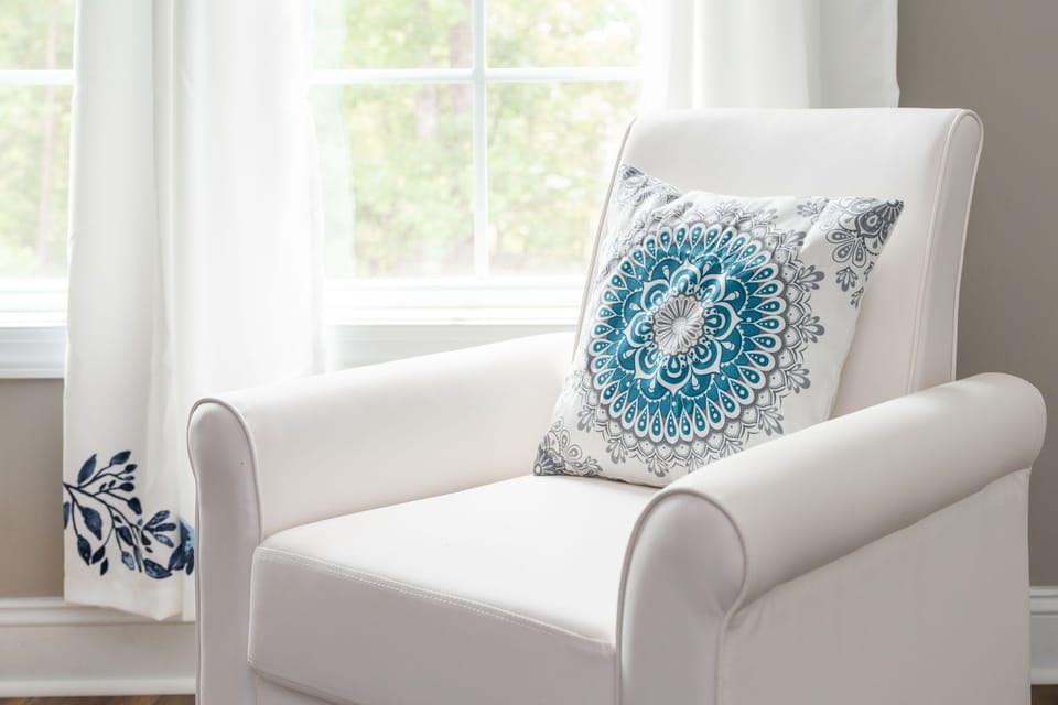 [Living Room] Seating - Leather Sofas & Sitting Chair