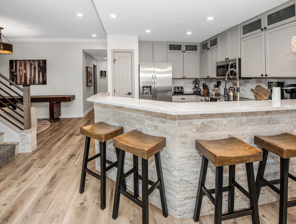 Counter Seating