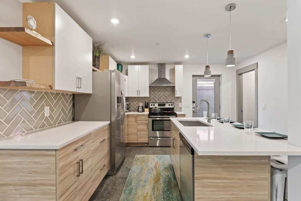 Kitchen Island fully stocked