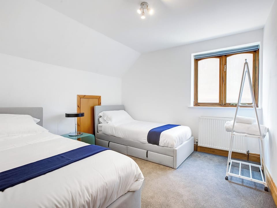 Twin bedroom | Total Retreat, Isle of Sheppey