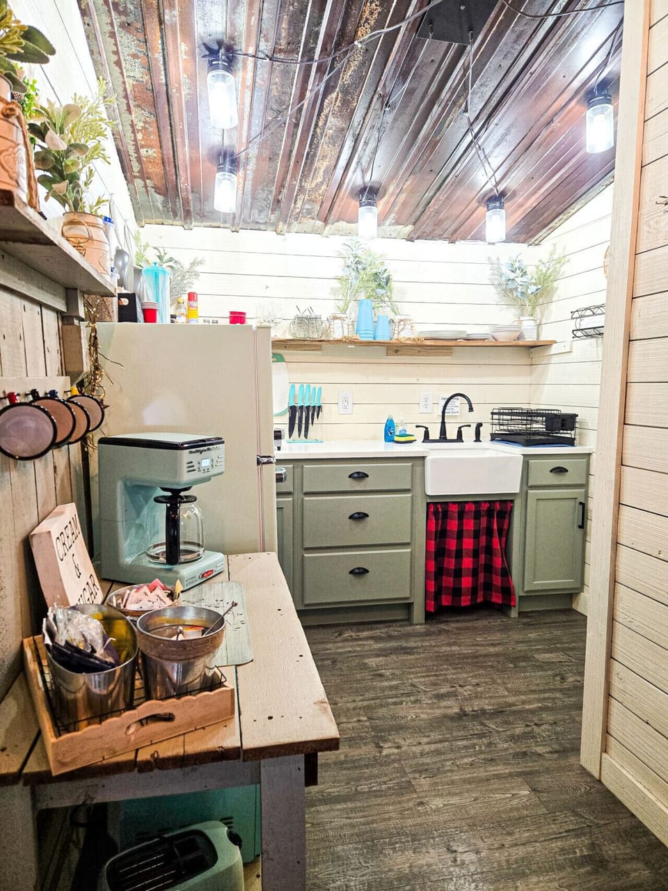 Fully equipped kitchen w/ induction stove & airfryer