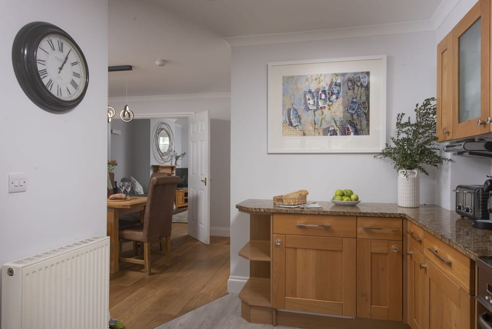 Kitchen, Decorative Feature, Toaster-7 Wheal Ayr