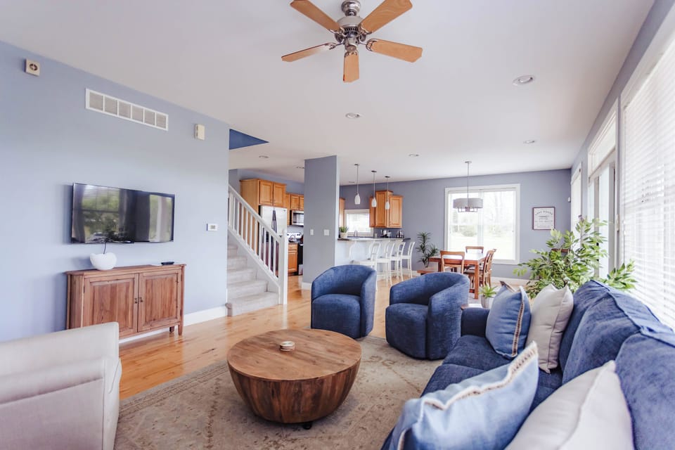 Cozy up in this open-concept living room