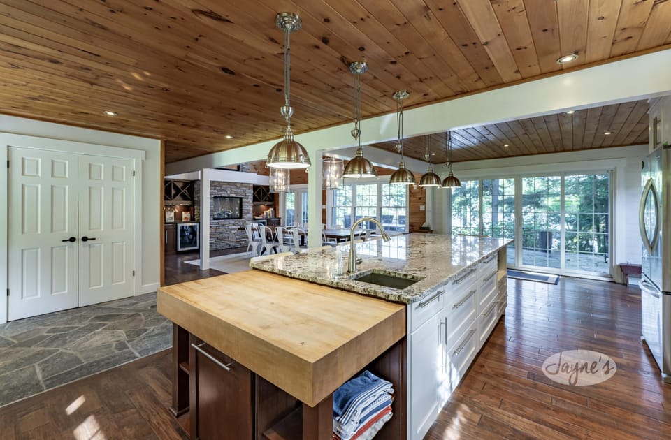 Kitchen &amp; Bar Seating