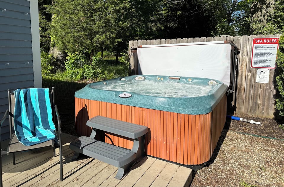Come relax in the hot tub!