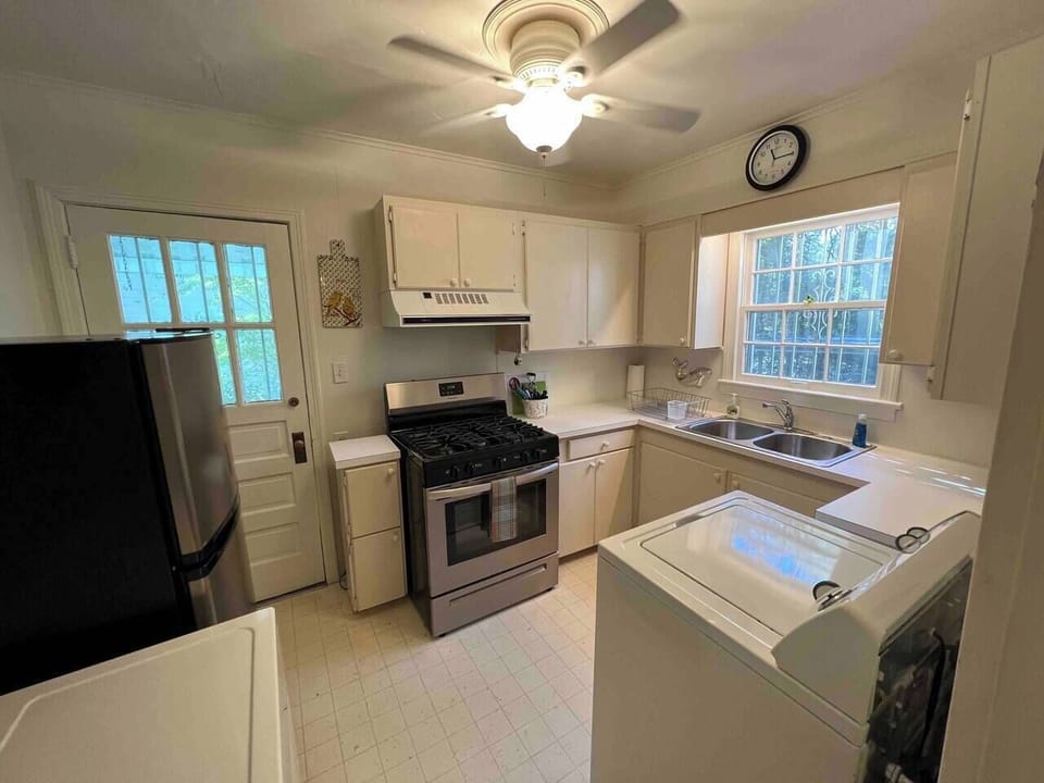kitchen with all essentials