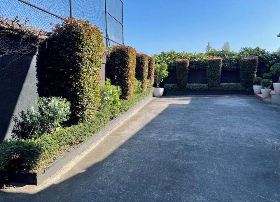 Driveway Entrance