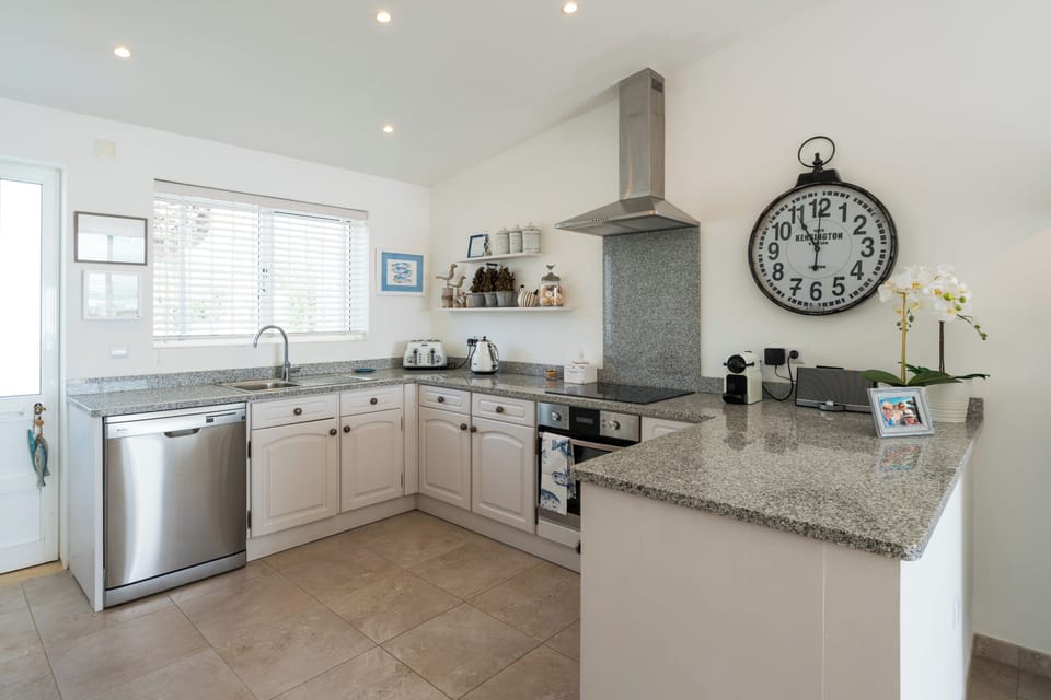 Modern open plan kitchen ideal for self catering.