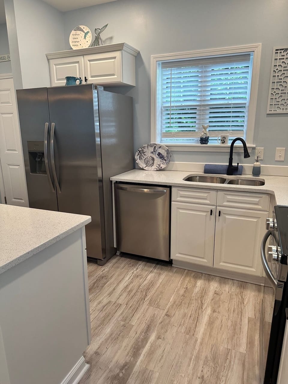 Plenty of space for home cooked meals