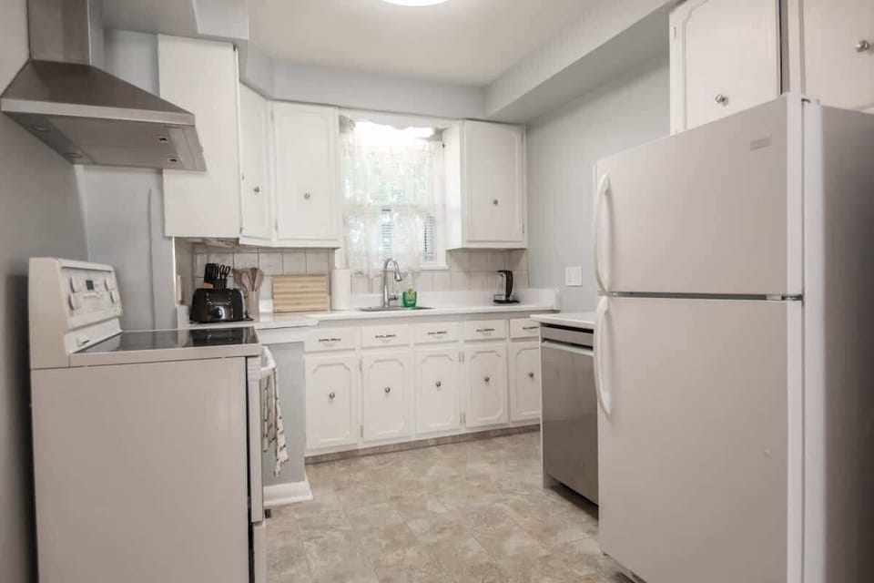 Fully-Equipped Kitchen for Your Culinary Delights